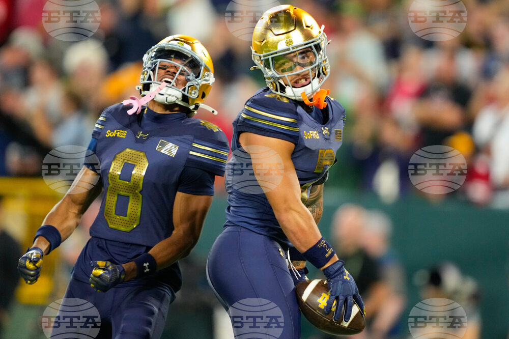 Wisconsin Notre Dame Football