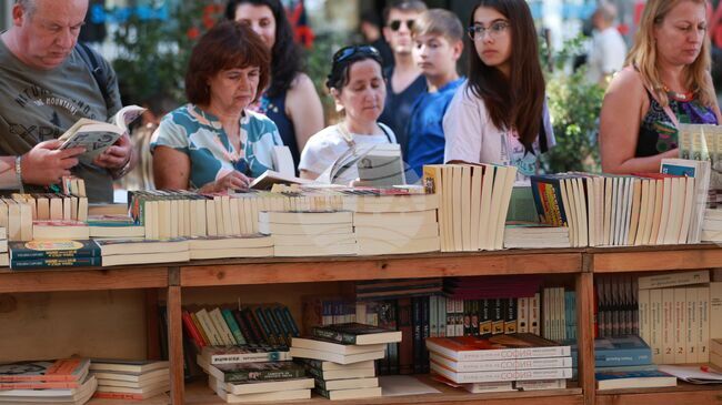 Представянето на „Каварненски разкази" от Здравка Евтимова е сред акцентите днес на „Алея на книгата" в София