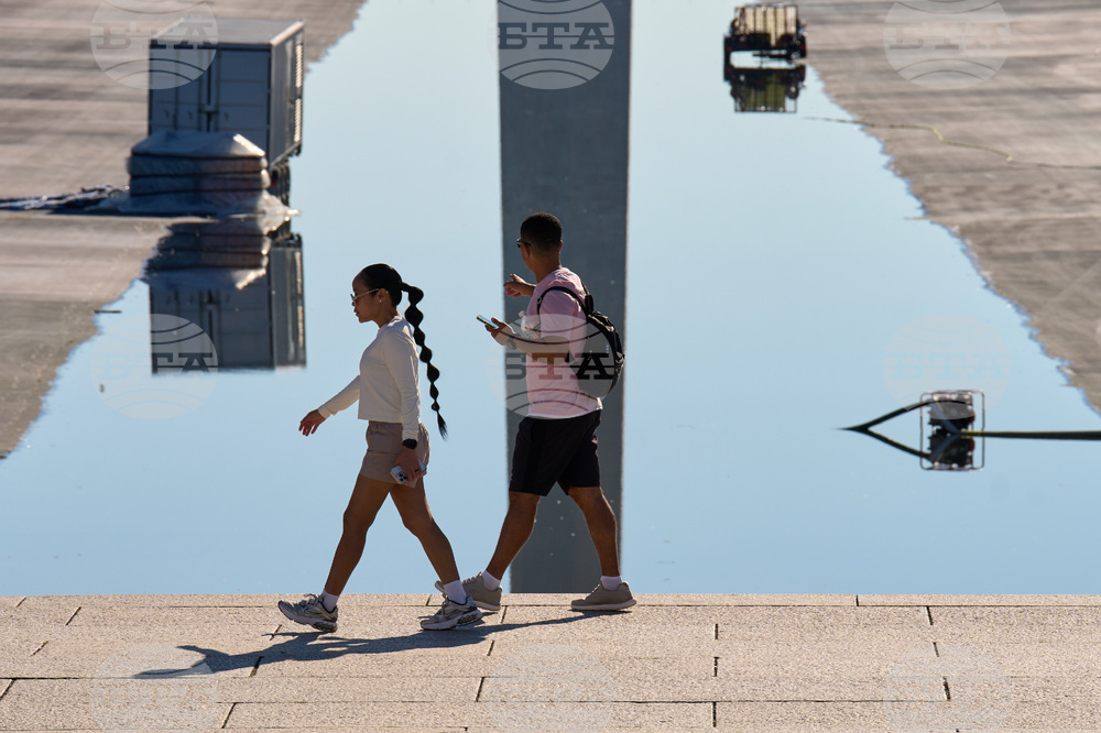 Trump Lincoln Memorial Reflecting Pool