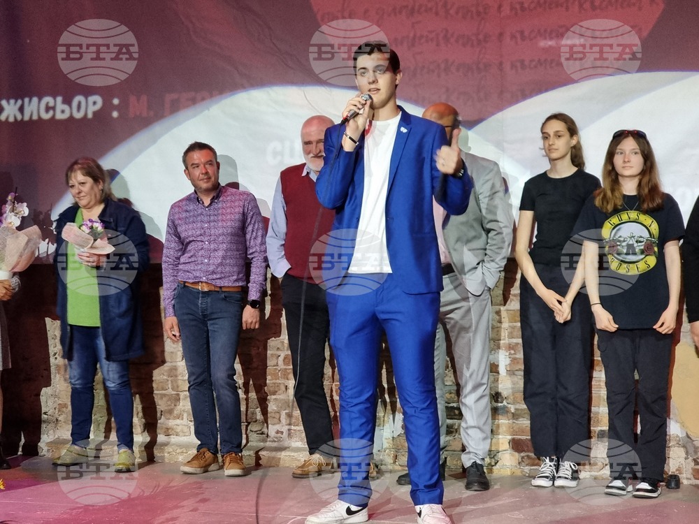 Бургаски ученик направи премиера на свой дебютен късометражен филм за диабета