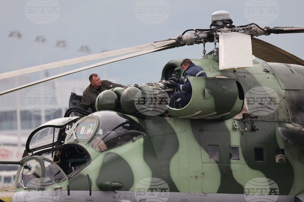 Авиобаза „Враждебна" - Военновъздушни сили - подготовка