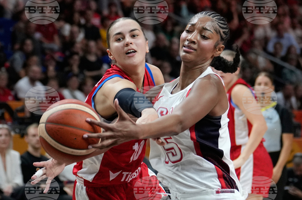WCup United States Czechia Basketball