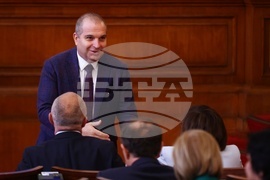 Парламент - заседание - Гроздан Караджов