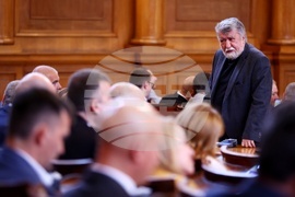 Парламент - заседание - Вежди Рашидов