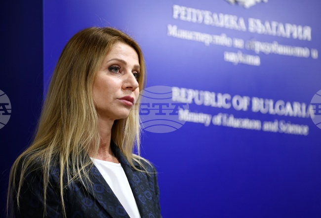  Министерството на образованието и науката ще представи предложения за мерки, насочени към подобряване на дисциплината и училищната среда 