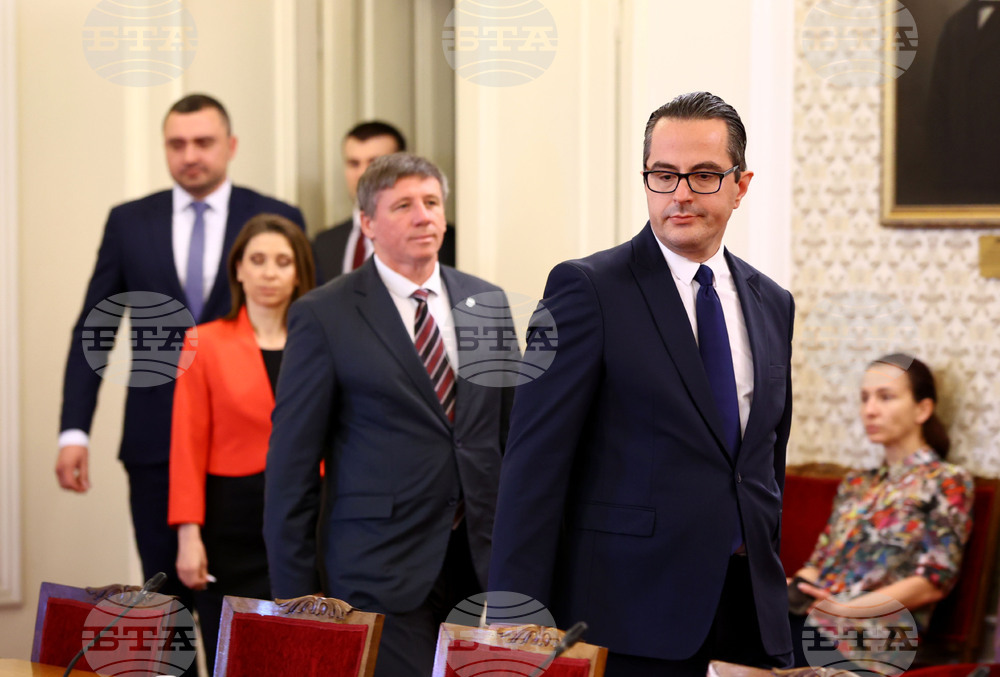 Парламент - ГЕРБ-СДС - "Възраждане" - разговори