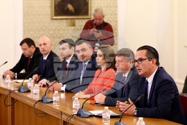 Парламент - ГЕРБ-СДС - "Възраждане" - разговори