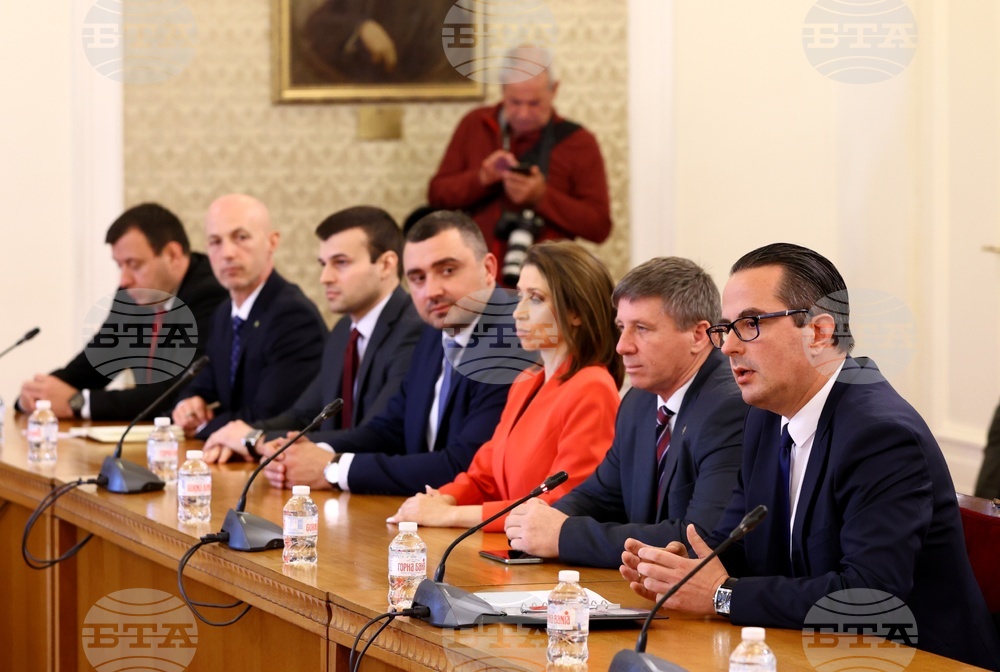 Парламент - ГЕРБ-СДС - "Възраждане" - разговори