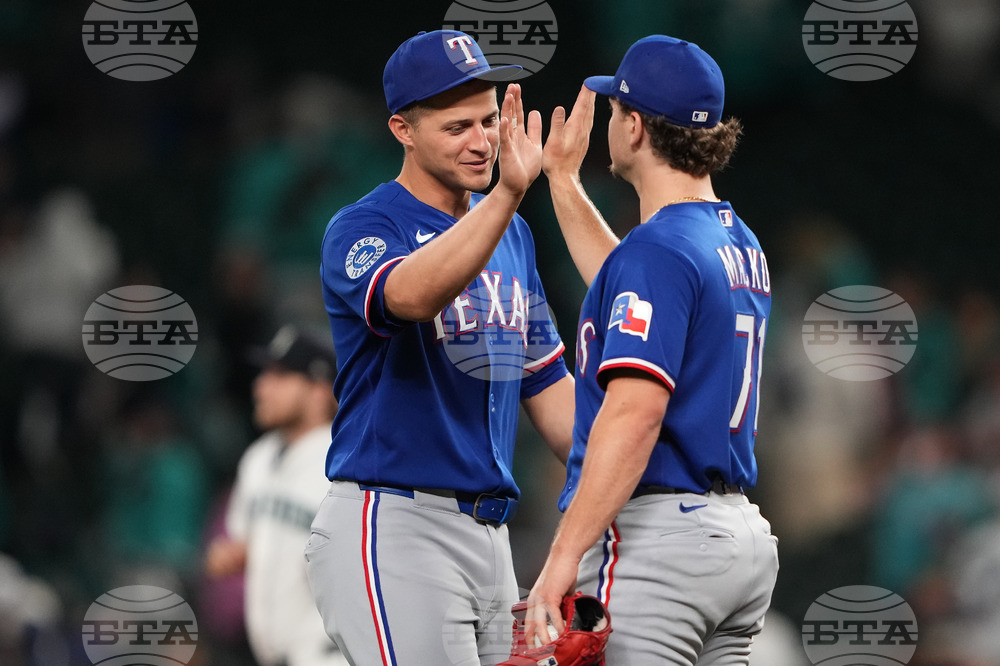 Rangers Mariners Baseball