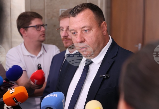 Criminal Code Revisions Criminalize Commercial Activities that Could Be Linked to Russia - Vazrazhdane