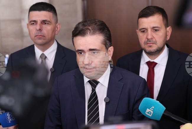 „Демократична България“ внася законопроект за изменение на Закона за хазарта