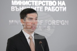 Министерство на външните работи - Михай Попшой - брифинг