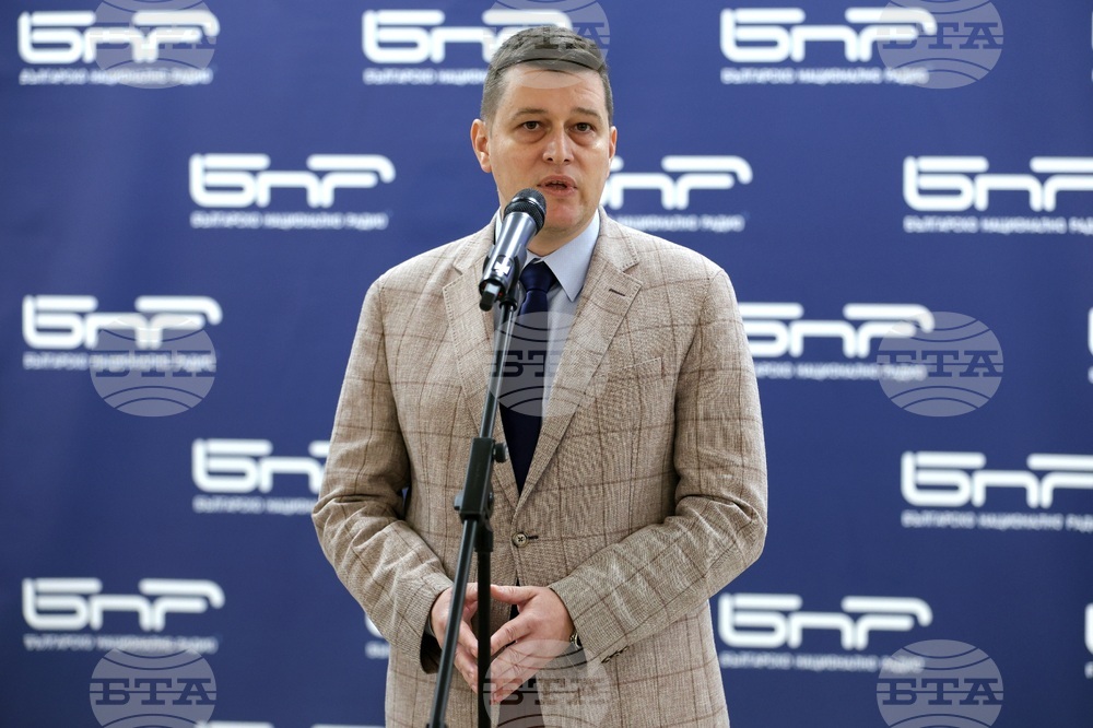 С Глаголица около Земята - изложба - откриване