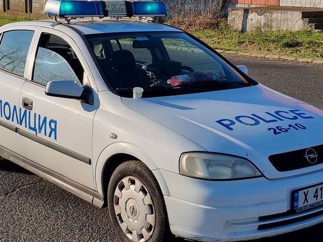 Момче на 13 години, карало електрическа тротинетка, е с опасност за живота след катастрофа в Харманли