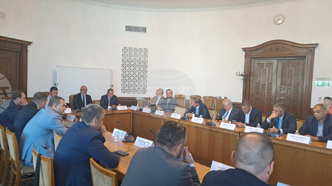 Икономическата комисия прие на първо четене законопроект за промени в Закона за забрана на химическото оръжие и за контрол на токсичните химически вещества