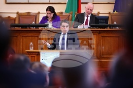 Парламент - заседание - Асен Василев