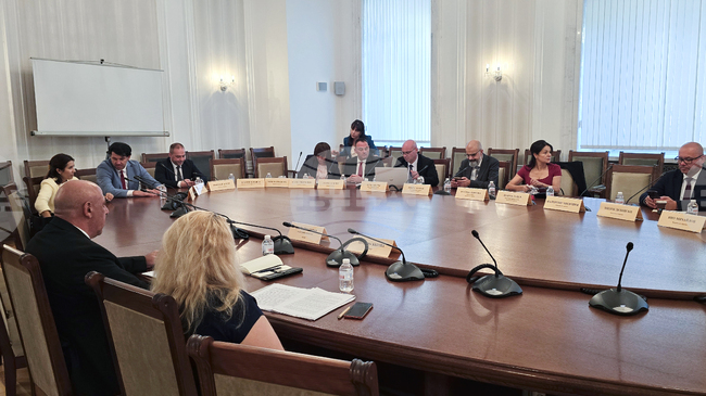 Комисията по туризъм отложи гласуването на първо четене на законопроекта за задължителен ОВОС за садкови стопанства