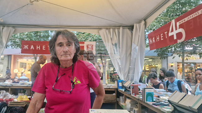 Хората, които работят с пълна отдаденост и не оставят нищо недовършено, са вдъхновили Здравка Евтимова за книгата ѝ „Каварненски разкази“