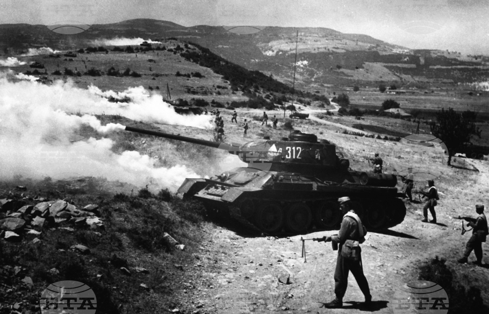 Военен парад - архив - Ден на българската армия