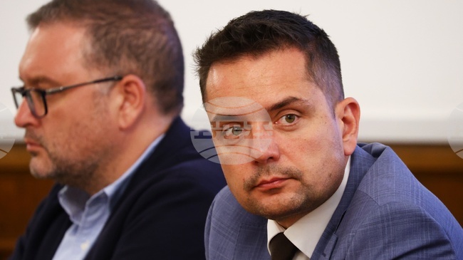 Свалянето от ефира на БНТ на водещия на „История.БГ" Георги Ангелов беше обсъдено в Комисията по културата и медиите в Народното събрание