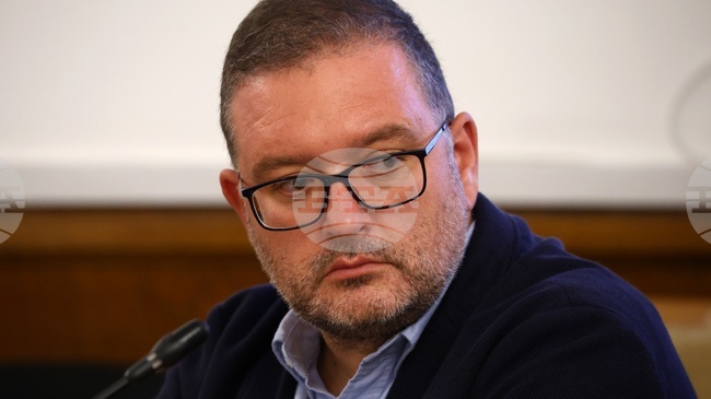 Държавата да направи правен независим анализ на договора за киноцентъра „Бояна“, предлага Чило Попов от „Демократична България“
