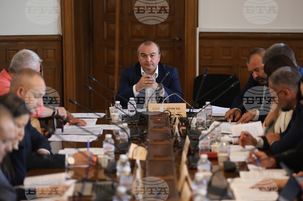 Законопроект, предвиждащ ДФЗ да предоставя подпомагане на земеделци при неблагоприятни климатични явления, прие на второ четене ресорната комисия към парламента