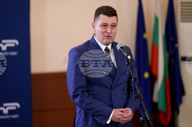  България винаги ще бъде отворена за вас, защото тя е вашият дом и винаги ще бъде такъв, каза генералният директор на БНР Милен Митев