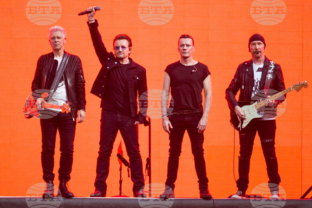 Music-MusiCares-U2
