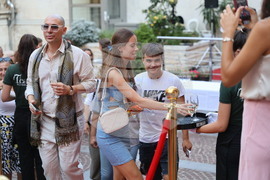 Пловдив - спектакъл „Английски прозорец" - премиера
