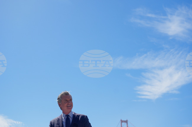 APTOPIX California Social Media Bills