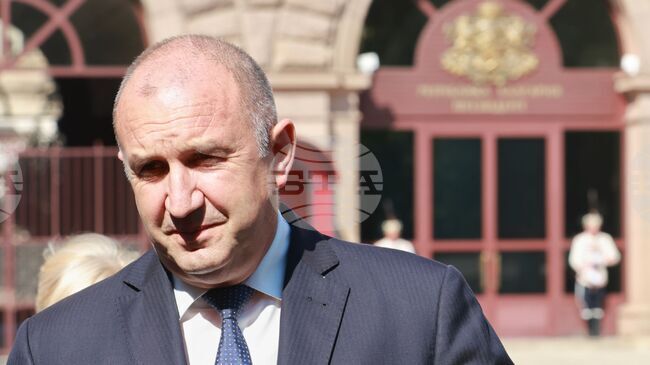 Ако наистина целта на партиите е да изберем ВСС сред най-добрите кандидати, не трябва да блокират процеса, каза Румен Радев 