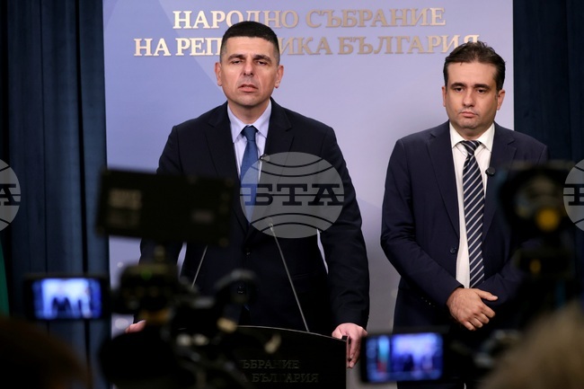 Народно събрание - „Демократична България“ - брифинг