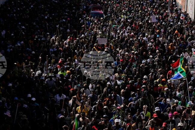 Nigeria South Africa Migrants
