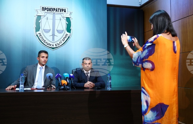 Един човек е задържан за палежите на автомобили в София на 9 септември