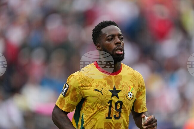 Soccer Ghana Williams Retires
