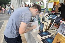 „Алея на книгата“ - Александър Върхошков - представяне на книга