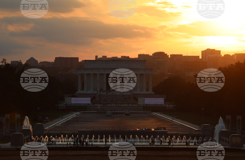 Lincoln Memorial Reflecting Pool