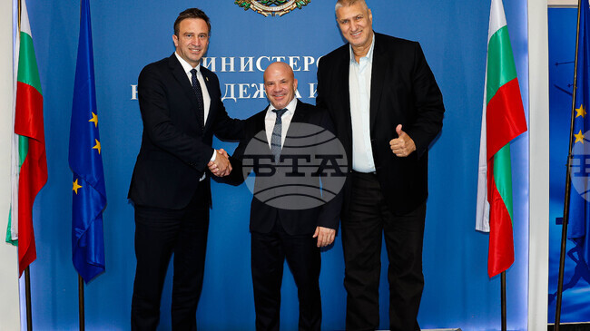 Sports Minister Meets with European Volleyball Confederation President
