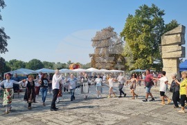 Село Буховци - празник на мекицата