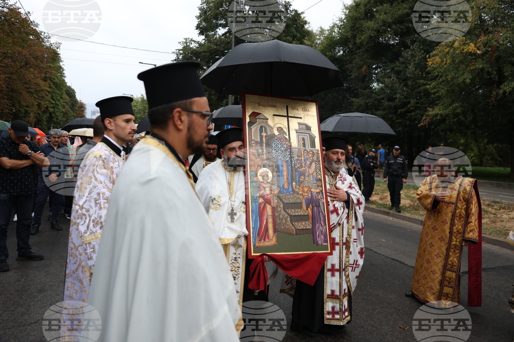 Годишнина от намирането на Честния и Животворящ Кръст Господен - литийно шествие