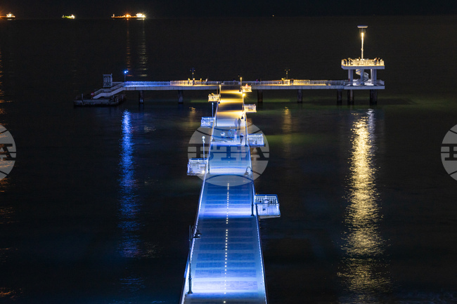 Бургас - Моста в синя светлина - инициатива 