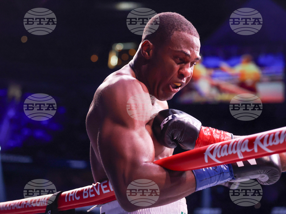 Vanhouter Akpejiori Boxing