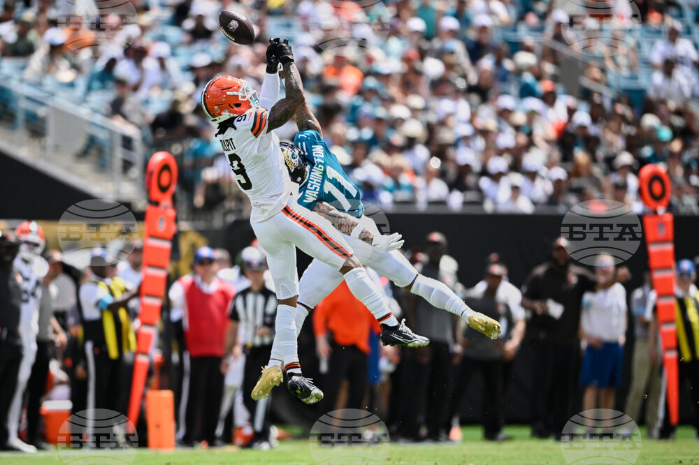 APTOPIX Browns Jaguars Football