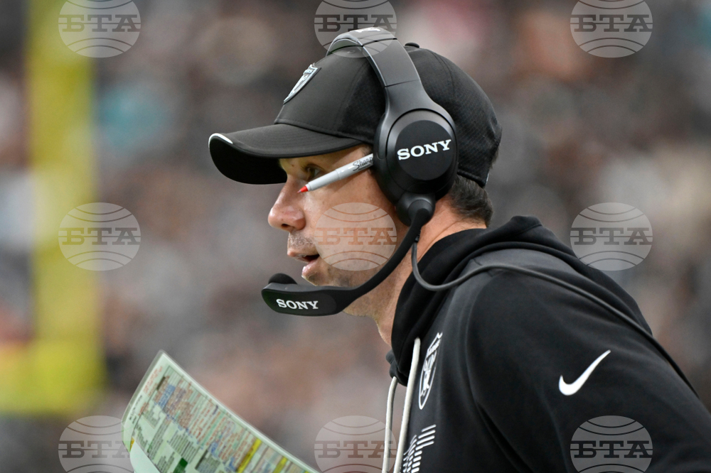 Dolphins Raiders Football