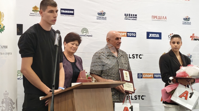 Божидар Саръбоюков: "Оттук нататък ще давам максимума от себе си и наистина ще се радвам винаги да съм на тази сцена"