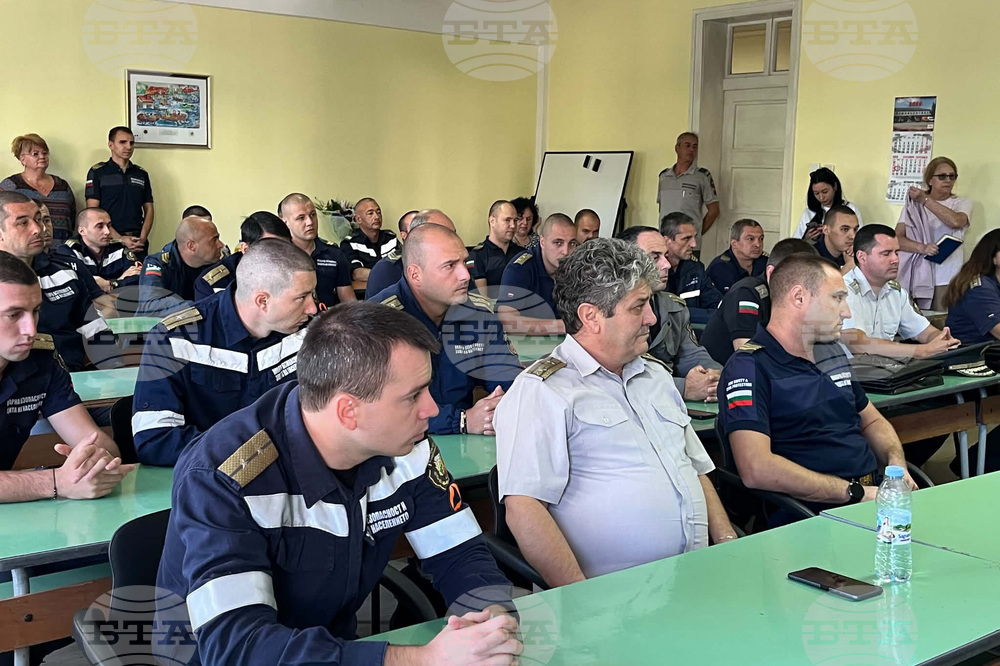 Враца - пожарна - професионален празник - награждаване