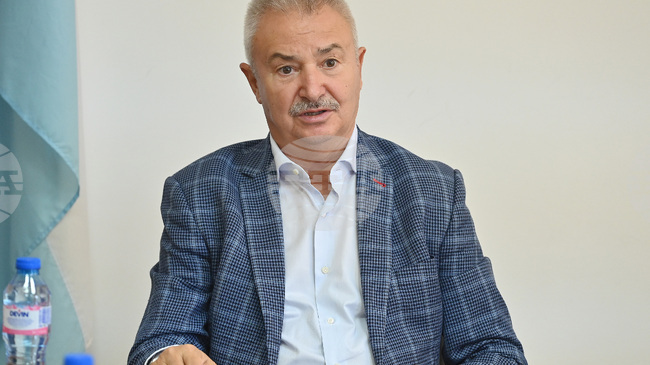 Община Монтана ще извозва с автобуси до училища 526 деца през новата учебна година