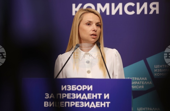 Организацията на изборите продължава по план и в съответствие със сроковете, каза говорителят на ЦИК Стоянка Балова-Цветкова 