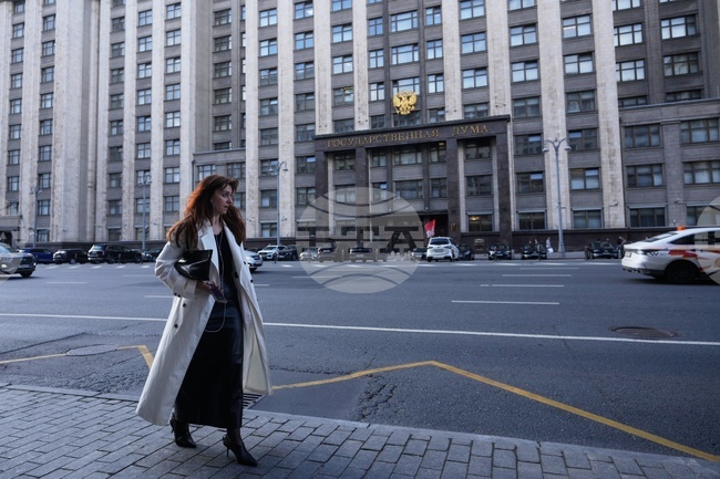 Известен руски политолог е задържан след парламентарния вот в страната