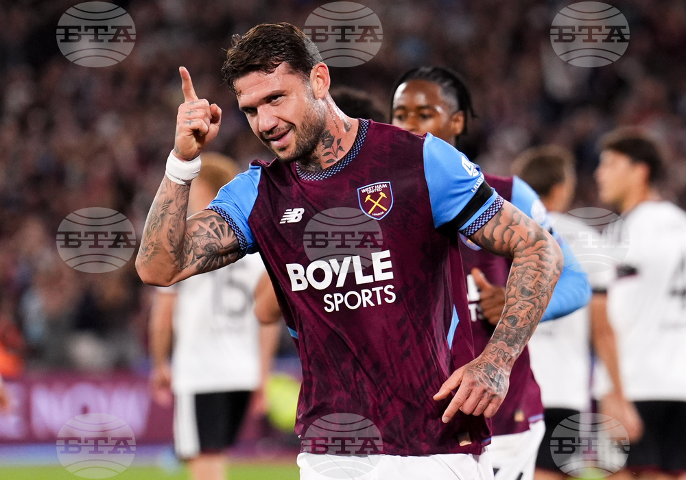 Britain League Cup Soccer